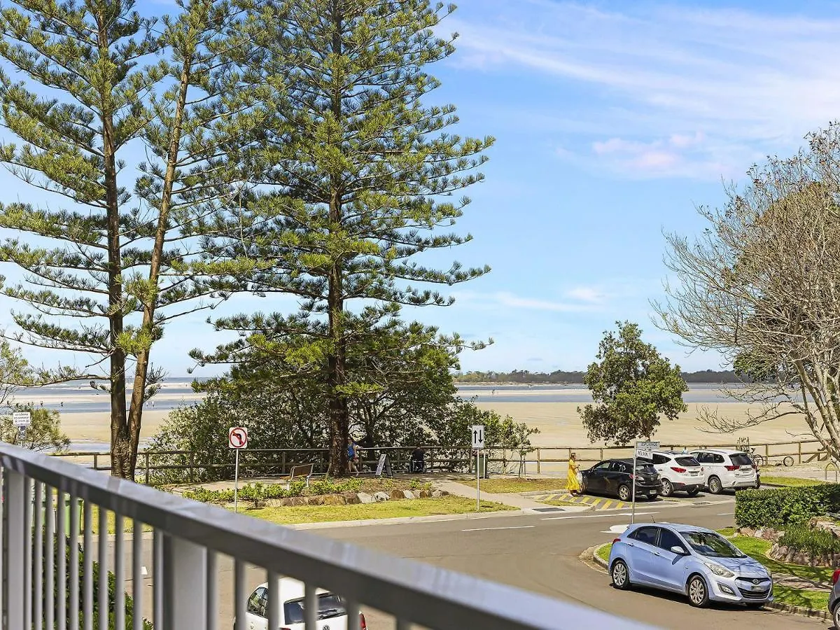 Nelson Point Unit 2 Golden Beach Qld
